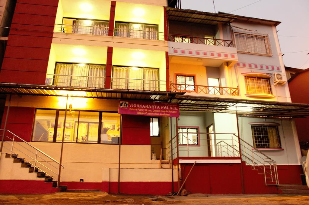 Vighnaharta Palace Hotel Mahabaleshwar
