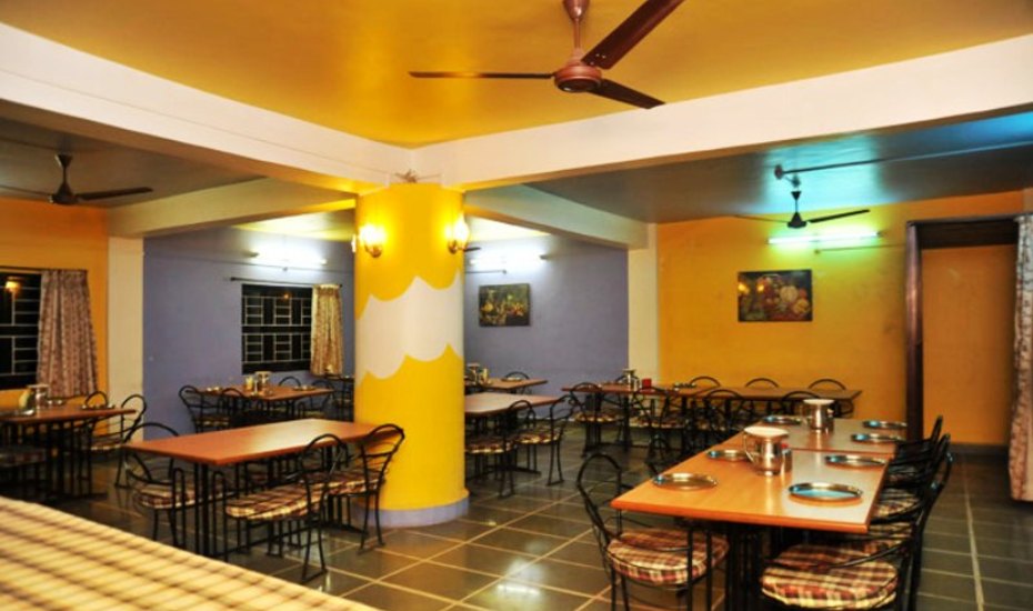 Anand Van Holiday Home Mahabaleshwar Restaurant